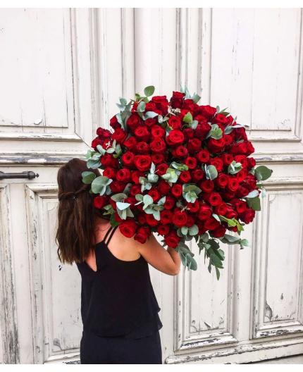 BOUQUET DE ROSES ROUGES