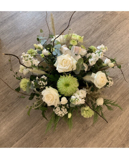 panier de fleurs coupées banc vert