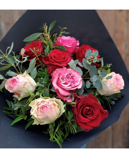 Bouquet rond de roses "Passion"